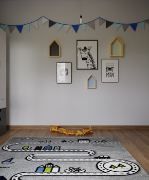 Pokój dziecięcy z designerskimi półkami i obrazkami na ścianie